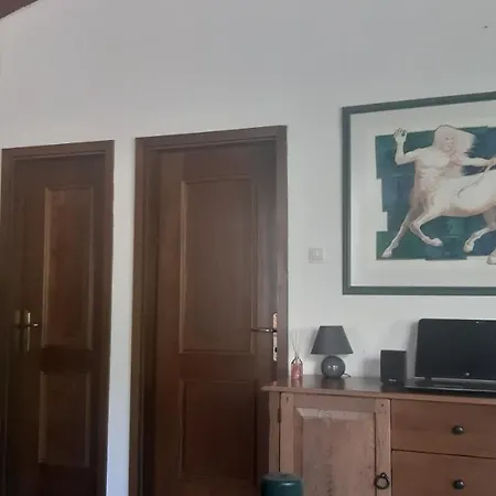 Apartment Apartma Ernestino *