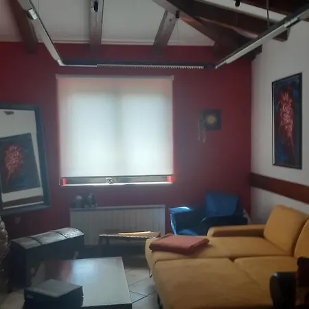 Apartma Ernestino 波尔托罗