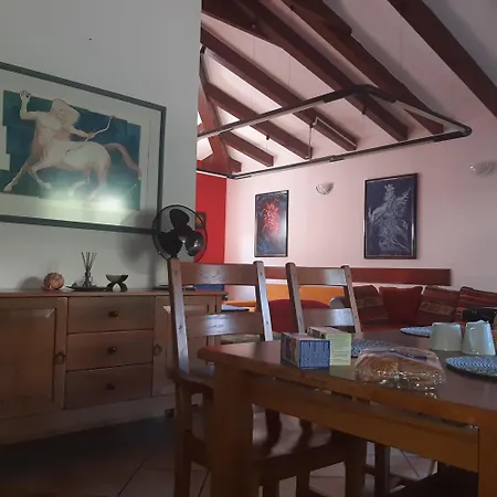 Apartma Ernestino 波尔托罗